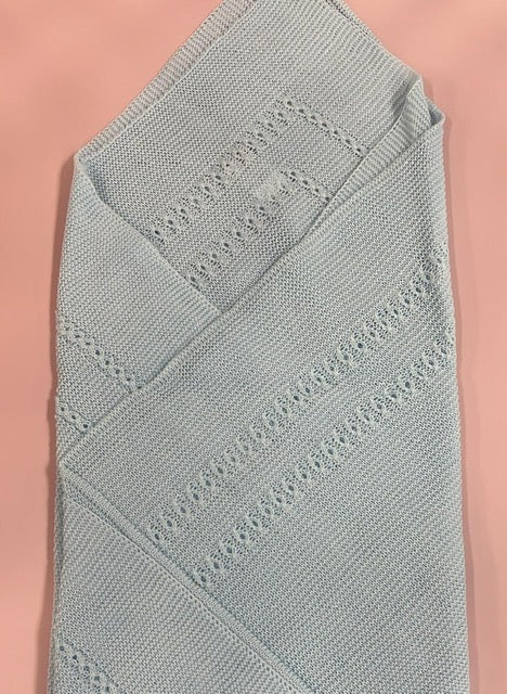 SET TEJIDO ESPAÑOL NEWBORN DE 4 PIEZAS